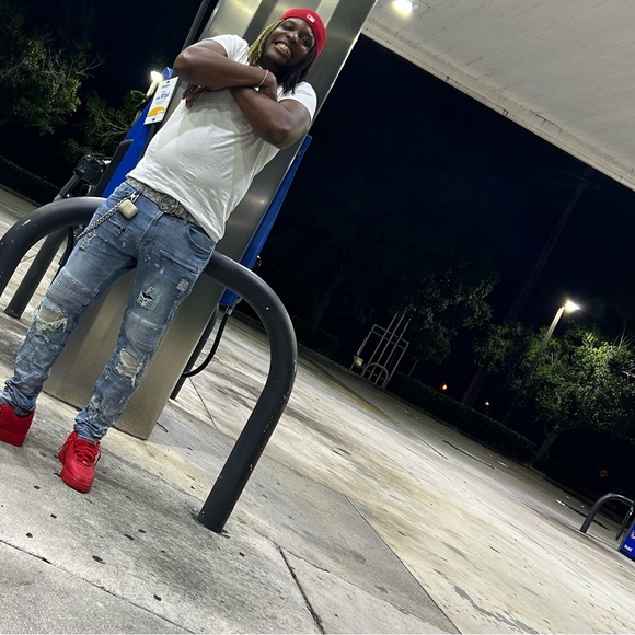 Meet your Posher, Terrance - Picture 5 of 5